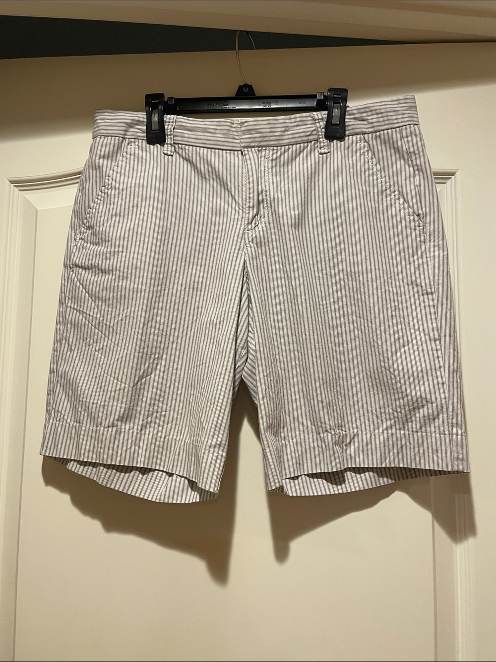 Women’s Stripe Shorts - White/Gray